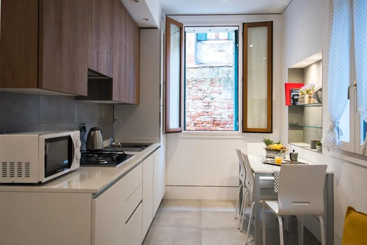 Biennale Apartments ונציה